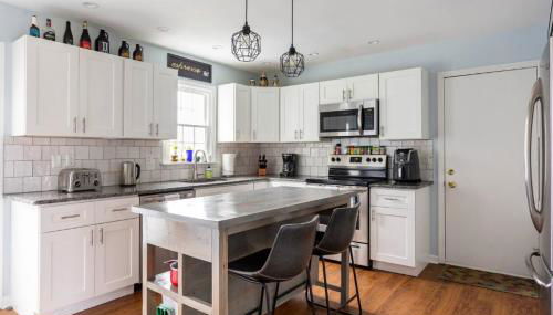 1 Bed with Private Bathroom Close to Everything in Newark & Wilmington - Foto 3, stove, toaster, minibar