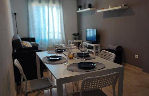 Málaga Yellow Duplex free parking and terrace - Foto 7