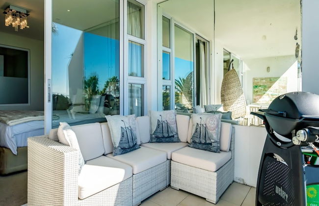 Aqua Views at the Waterclub in Cape Town - Photo 2