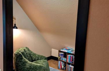 Spacious Mountain Retreat with Bonus Game Room Near Asheville, Barnardsville, NC - Foto 10