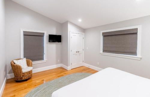 The Newport Lofts - 359 Thames Street - Photo 8