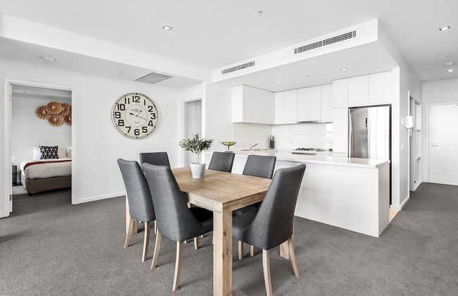 Waterfront Melbourne Apartments - Photo 33