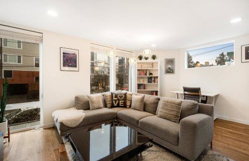 City-View Modern - Photo 5