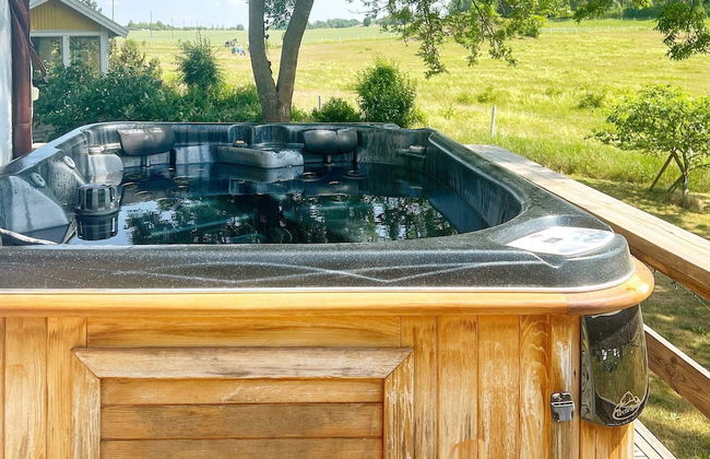 6 Person Holiday Home in Farentuna - Photo 8