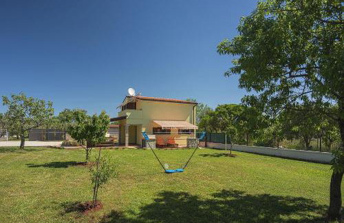 Ferienhaus mit Badminton- und Minifussballplatz - Foto 19