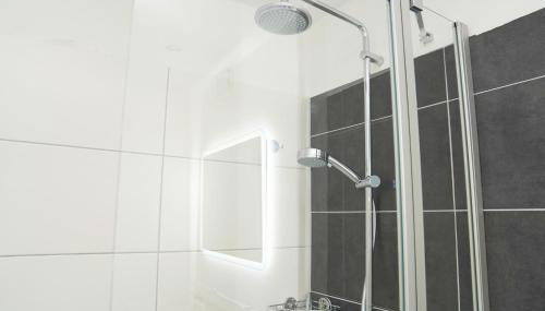 Dordy - studio - Balkon - Küche -Waschmaschine - Foto 5, Shower
