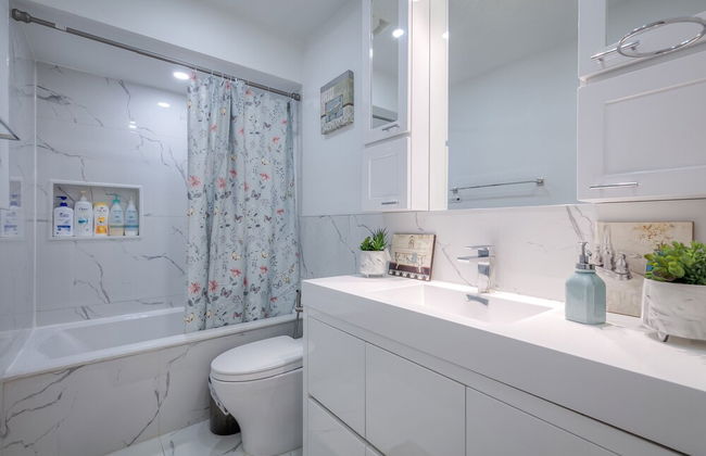 Spacious Breathtaking 4br Villa in the heart of Toronto - Foto 36