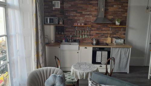 Westend - Photo 3, stove, pet friendly, toaster, minibar