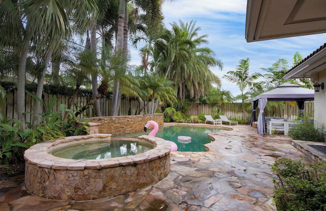 Coral Ridge Getaway by Avantstay Pool, Hot Tub, Billiards + 5mins to Beach! - Foto 41