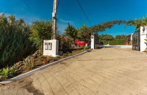 Villa con piscina cerca de la playa - Photo 4