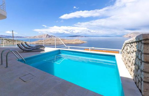 2 Bedroom Amazing Apartment In Lukovo - Foto 1