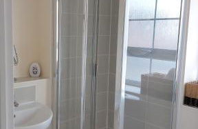 Two Bedroom Semi-detached Modern House in Birmingham - Foto 6