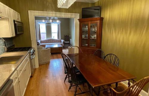 Downtown 3BR duplex full kitchen parking off i-787 - Foto 11