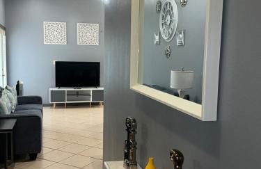 Charming 3-Bedroom Retreat in Prime Neighborhood - Foto 4