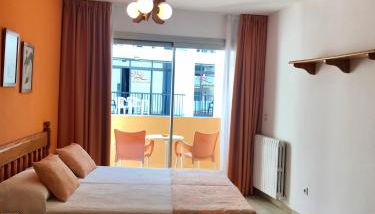 Apartamentos Jovial - Foto 3