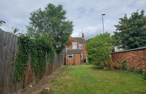Huge 4 bed in the heart of Kettering - Foto 33