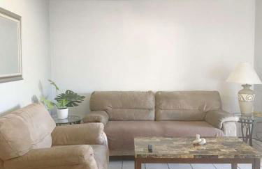 Entire Home Near Cordova Intl Bridge - Foto 24