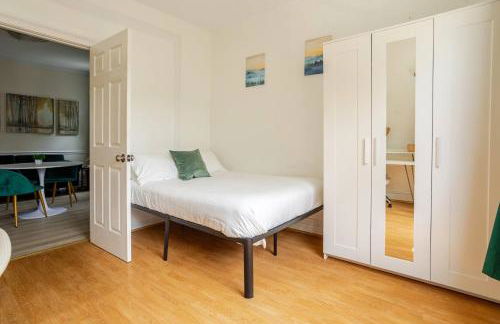 6-Guest Jersey City Haven: Location-Comfort-Vibes - Foto 12