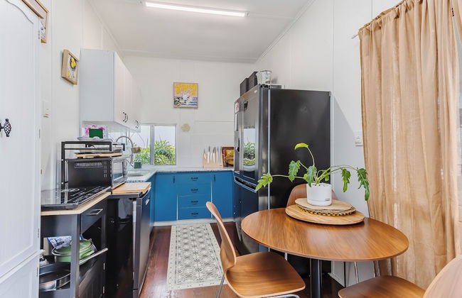 Kingy Beach House - Pet Friendly - Photo 7