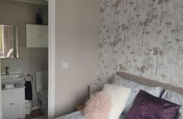 LUXURY LODGE WITHIN A GOLF & LEISURE CLUb - Foto 9