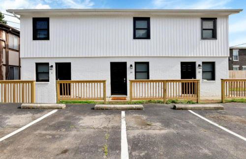 The Schumacher Place - NEW 2 BR - Foto 6