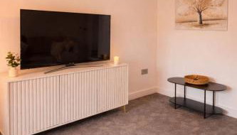 Bright & Spacious 3-Bed Rotherham Home Ideal for Families or Contractors - Foto 2