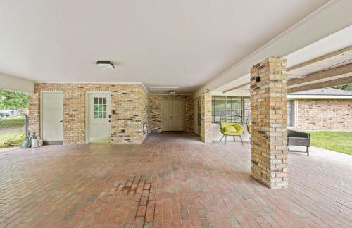 Cajun Stays Cozy 3BR Ranch Near Lafayette with WiFi and Parking - Foto 23