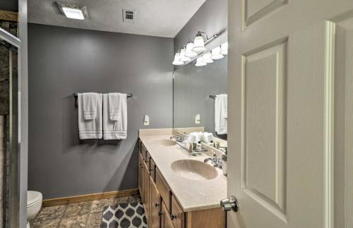 Mountain Home Cottage with Deck on White River! - Foto 12