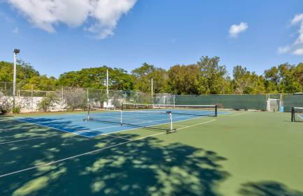 Sunrise Oasis - Top Floor Ocean Pointe 2411 - Foto 18