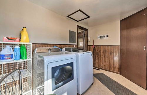 Historical West Mineral Escape with Porch! - Foto 22