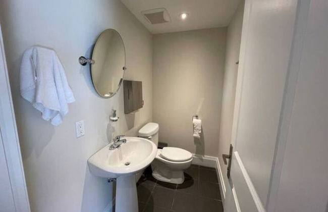 Cozy Downtown Condo Suite - Foto 7