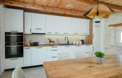 Nice Home In Zminj With Sauna - Photo 33