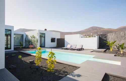 ICONIC VILLA LANZAROTE - Photo 4