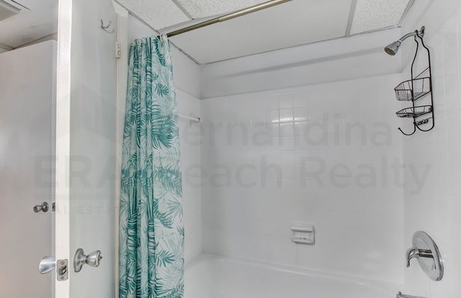 Spacious Oceanfront Condo, Easy Access to Private Fishing Pier by RedAwning - Foto 20