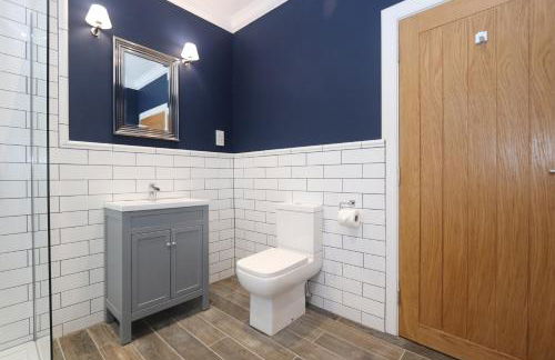 Dollar Apartments-41 Bridge Street - Photo 43