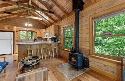 Secluded Getaway with Private Hot Tub - Foto 7