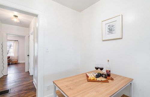 Flow - Sleeps 8 - Mins to Broadway and Germantown - Foto 11