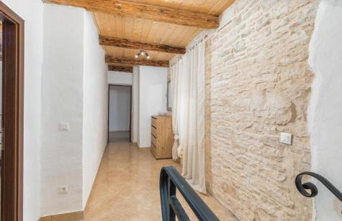 Amazing Home In Modrusani With Wifi - Foto 28