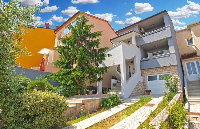 Apartment 1366 - Photo 48