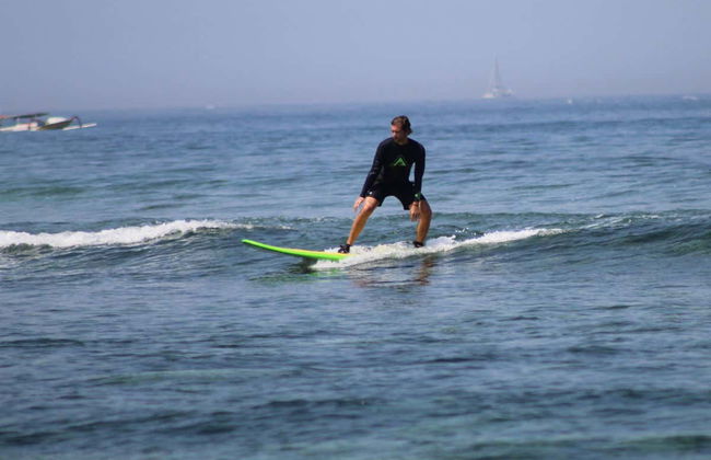 Curso de surf en Nusa Lembongan - Foto 4