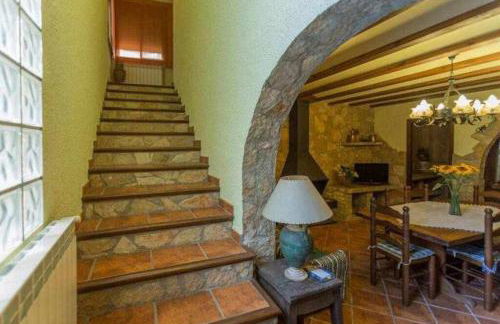 Masía de piedra con piscina - Foto 14