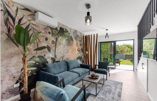 NEW Casa Familia with Frontyard, Backyard and great bbq! - Foto 1