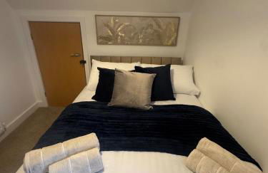 2BR Apt FREE parking Royal Lpool Golf Course Views - Foto 20