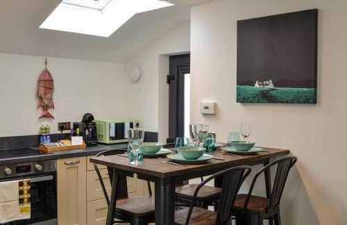 Fifie Cottage - Photo 8