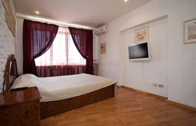 InnHome Apartments - Revolution Square - Photo 8