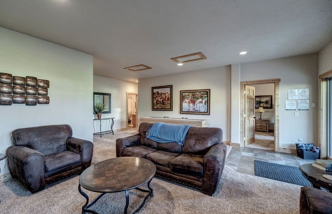 Holy Terror Chalet at Terry Peak - Foto 17