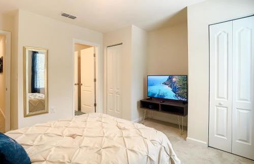 Jax's Perfect Getaway! - Photo 25