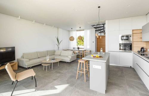 Luria Homes - Photo 46