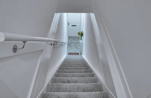 Modern 2 bedroom flat - 15 minutes to Liverpool - Foto 28