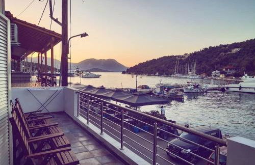 Xaradiotis House - A modern home away from home - Photo 7